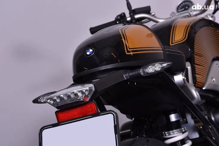 BMW R Image 5